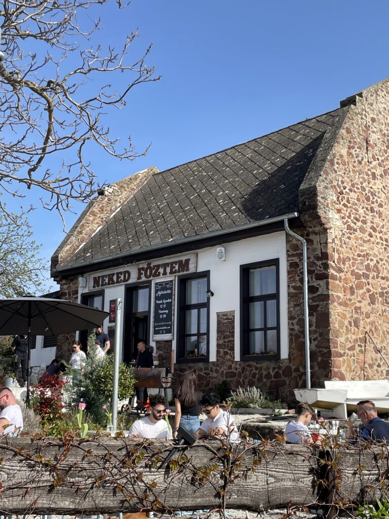 ZánKapu szállás étterem Neked Főztem Zánka